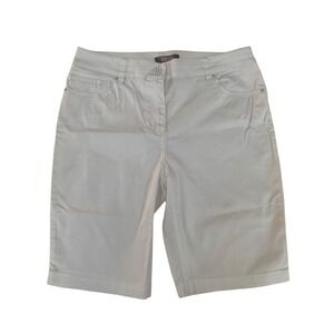 EUC Chico’s White Shorts Cotton/Spandex Size 4/6